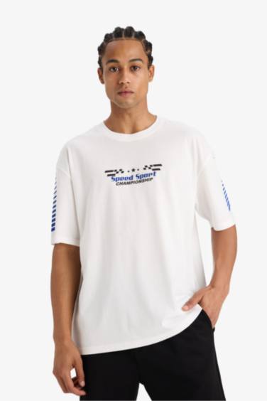 تيشيرت رياضي نص ردن اوفر سايز برقبة مستديرة من DeFactoFit