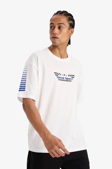 تيشيرت رياضي نص ردن اوفر سايز برقبة مستديرة من DeFactoFit