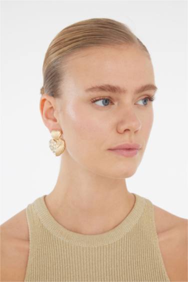 Woman 2 Piece Stoned Gold Earrings