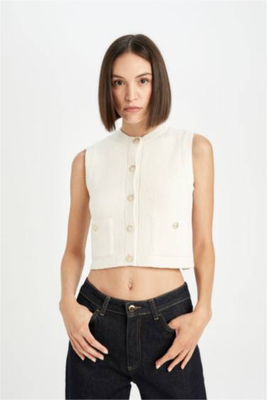 Regular Fit Crop Düğmeli Klasik Triko Yelek