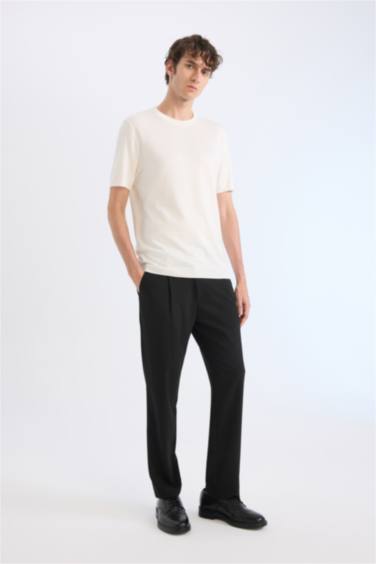 Standard Fit Crew Neck Knitwear T-Shirt