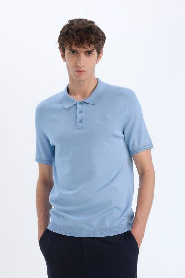 Футболка-поло стандартного кроя из трикотажа