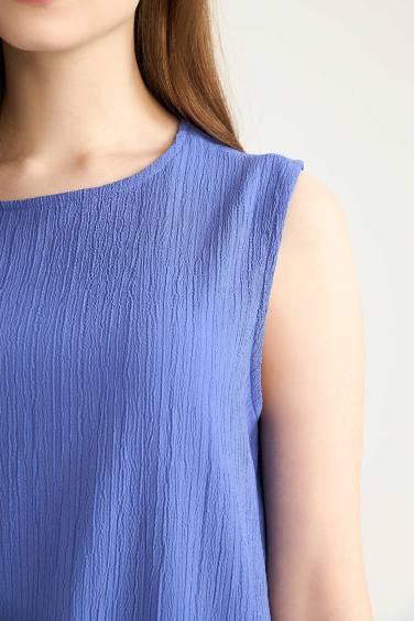 Regular Fit Crew Neck Wowen Fabrics Dress