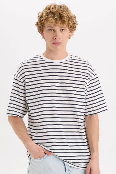 Boxy Fit Crew Neck Striped T-Shirt