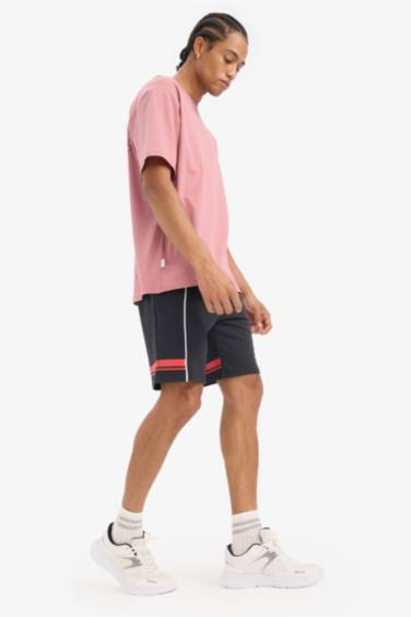 DeFactoFit NBA Chicago Bulls Boxy Fit Crew Neck Back Printed T-Shirt