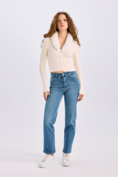 Slim Fit Dar Kesim Suni Kürklü V Yaka Düğmeli Triko Hırka