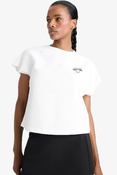 Woman Short Sleeve T-Shirt