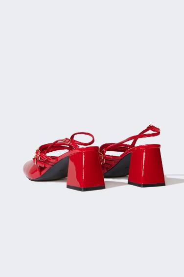 Woman Faux Leather Heeled Sandals