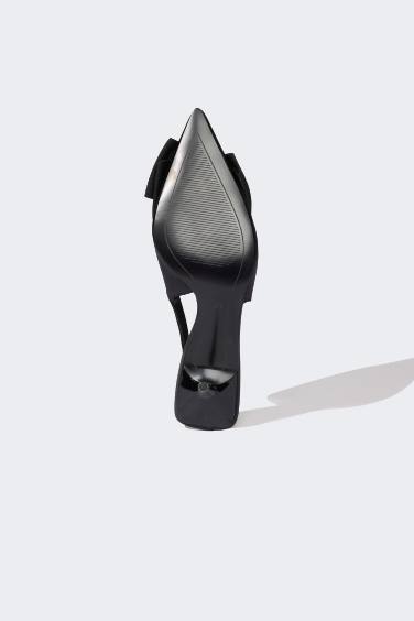 Woman Heeled Sandals