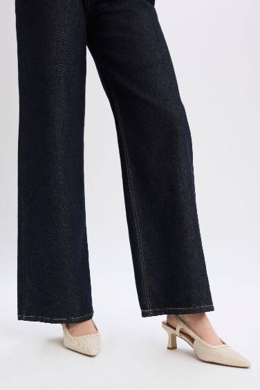 Woman High Sole Faux Leather Heeled Sandals