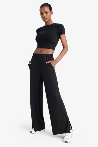 Pantalon de sport long large avec poches de DeFactoFit