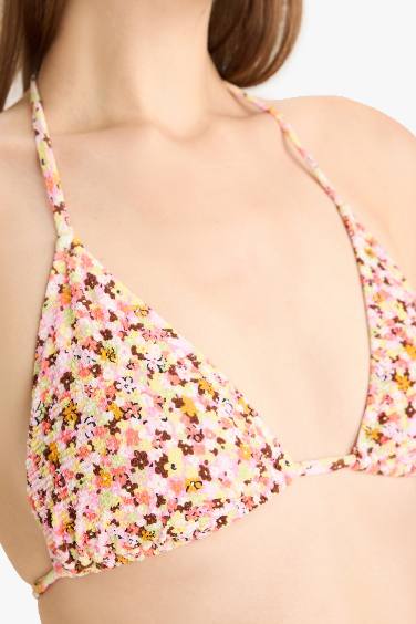 بكيني توب فلورال منسوج قصة عادية من Fall in Love