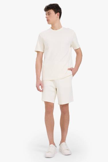 Regular Fit Dokulu Beli Bağcıklı Şort