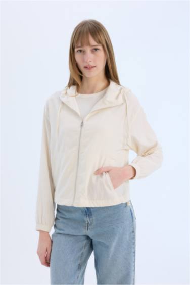 Su Geçirmez Regular Fit Cepli Fermuarlı Kapüşonlu Yağmurluk