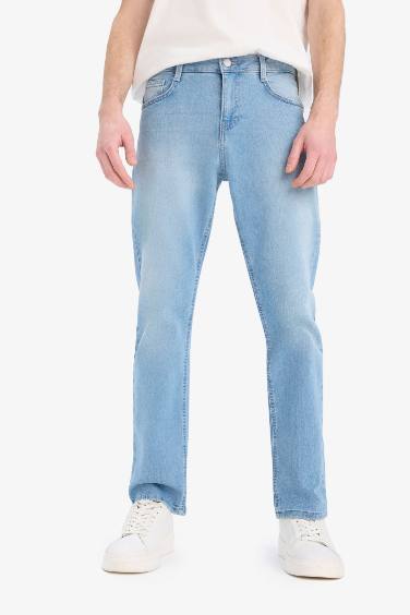 Sergio Regular Fit Normal Waist Straight Leg Jeans