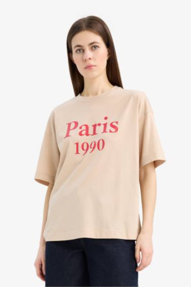 تيشيرت نص ردن اوفر سايز بياخة مستديرة بطبعة شعار