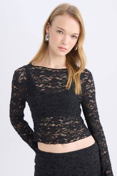 Slim Fit Lace Long Sleeve T-Shirt