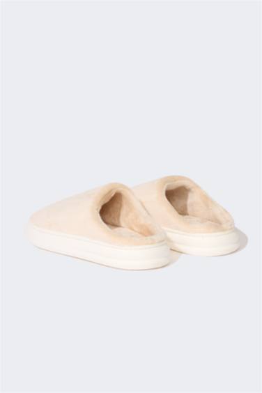 Woman Flat Sole Home Slipper