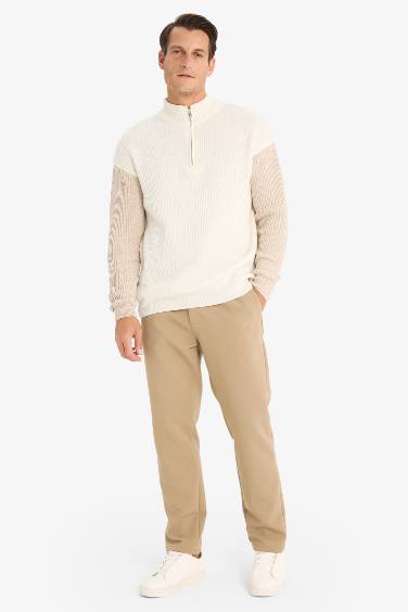 Pantalon droit à poches et Coupe régulière