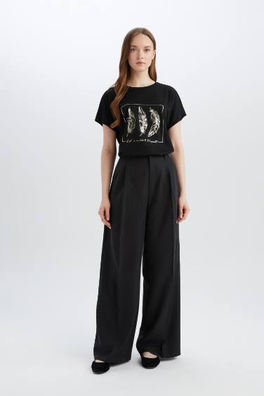 Regular Fit Crew Neck Short Sleeve T-Shirt