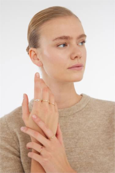 محبس نسائي ذهبي - 6 قطع