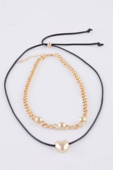 قلادة نسائي ذهبي اسود على شكل قلب