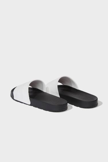 شبشب رجالي إيفا بكعب مسطح