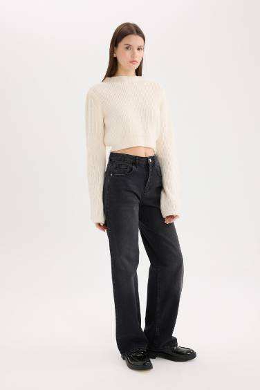 بنطلون جينز قصة مستقيمة واسعة بخصر عالي