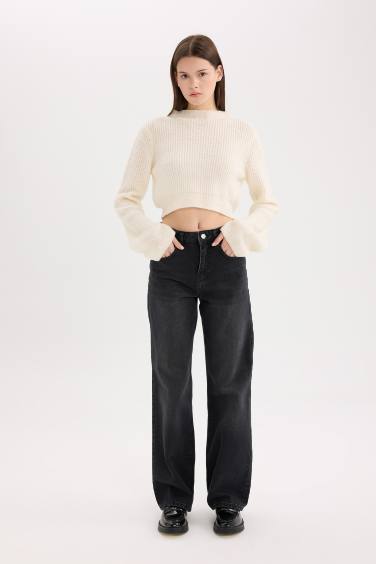 بنطلون جينز قصة مستقيمة واسعة بخصر عالي