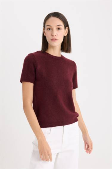 تيشيرت سامبل قصة عادية برقبة مستديرة