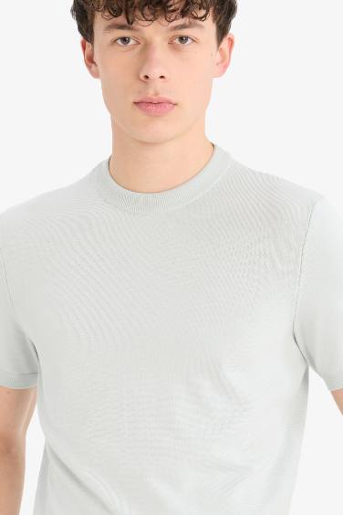 Standard Fit Crew Neck Knitwear T-Shirt