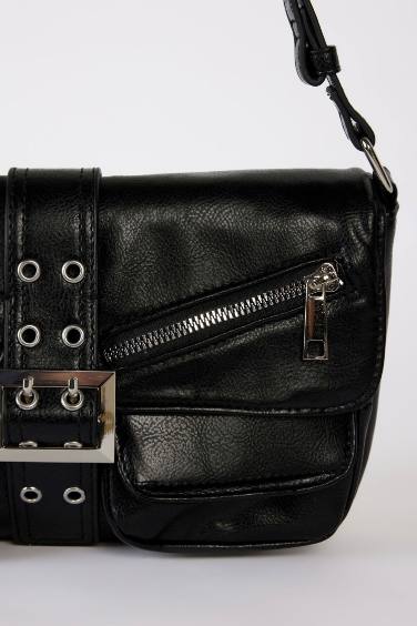 Woman Faux Leather Shoulder Bag