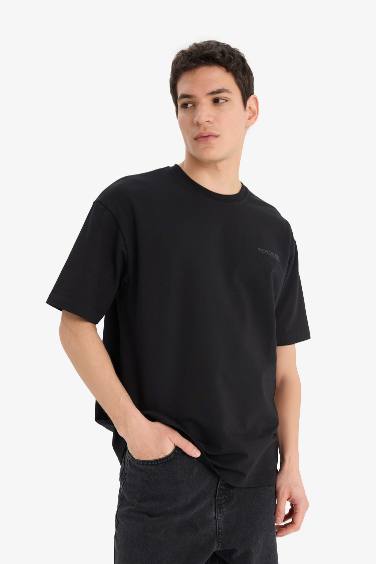 تيشيرت نص ردن قماش رقيق مطبوع أوفر سايز بياقة مستديرة