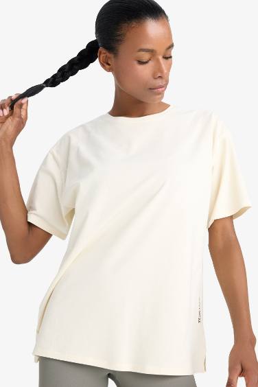 Woman Short Sleeve T-Shirt