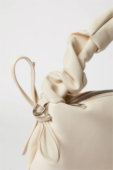 Woman Faux Leather Shoulder Bag