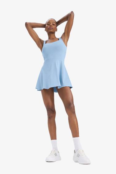 فستان قصير تنس مع ليجن قصير قصة عادية بحمالات من DeFactoFit