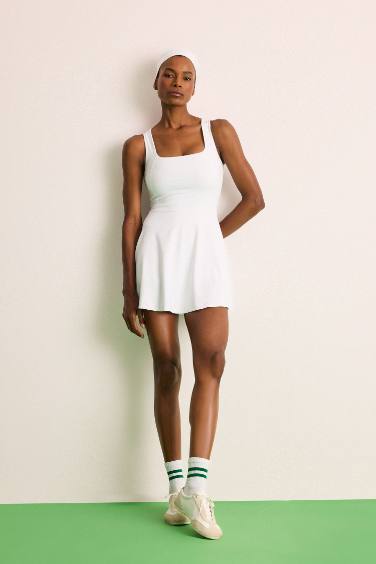 فستان تنس قصير مع ليجن قصة عادية من DeFactoFit