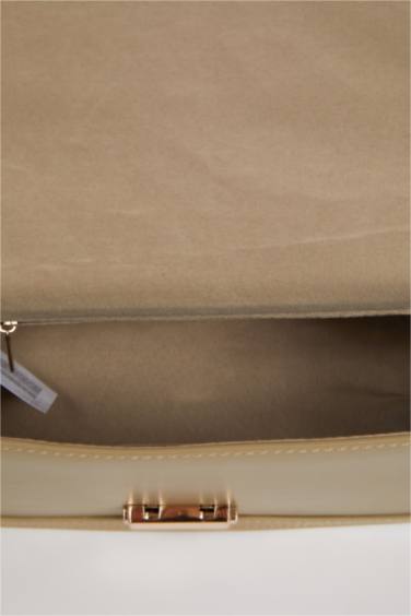 Woman Faux Leather Shoulder Bag