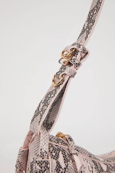 حقيبة كتف نسائية من جلد صناعي