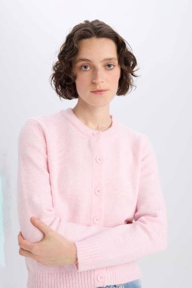 Pull Cardigan en maille à col rond avec boutons coupe régulière