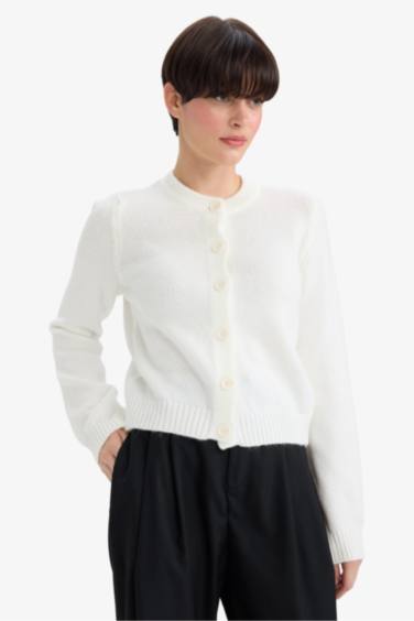 كارديجان تريكو ملمس ناعم قصة عادية برقبة مستديرة