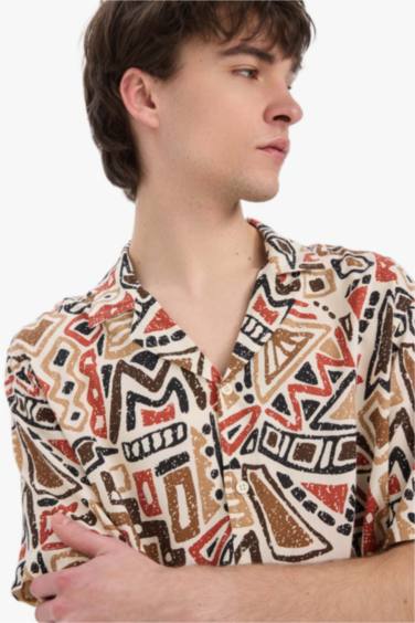 New Regular Fit Apache Neck Printed Short Sleeve Shirt