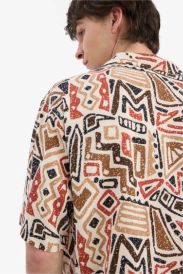 New Regular Fit Apache Neck Printed Short Sleeve Shirt