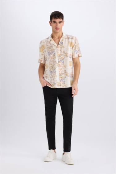 New Regular Fit Apache Neck Short Sleeve Shirt