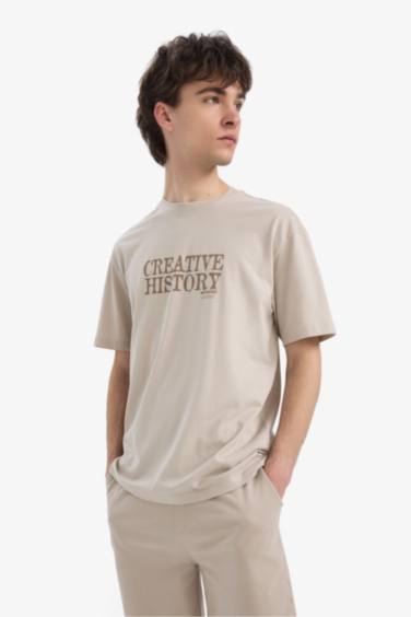 تيشيرت مطبوع قصة عادية برقبة مستديرة