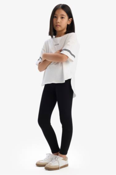 Ensemble de t-shirt imprimé à manches courtes et legging pour fille