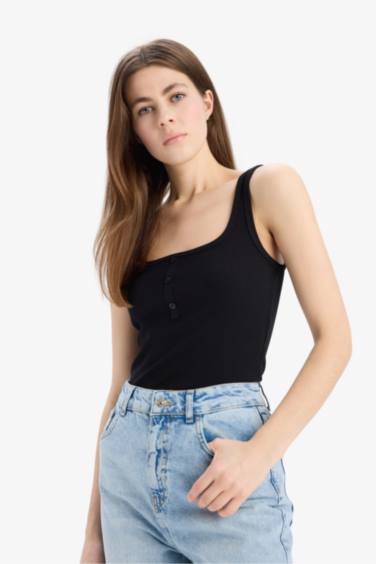 ديباردور مضلع سليم فيت برقبة مربعة