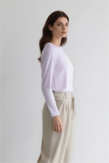 توب فيسكوز أبيض من Fall in Love