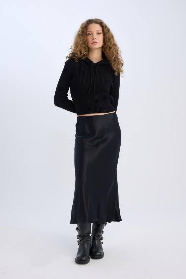 A Kesim Normal Bel Saten Maxi Etek