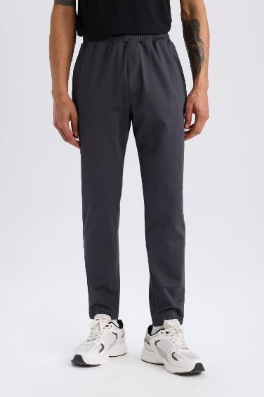 بنطلون سويت بانتس جوجر قماش سكوبا سليم فيت من DeFactoFit